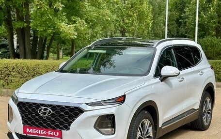 Hyundai Santa Fe IV, 2019 год, 2 630 000 рублей, 2 фотография