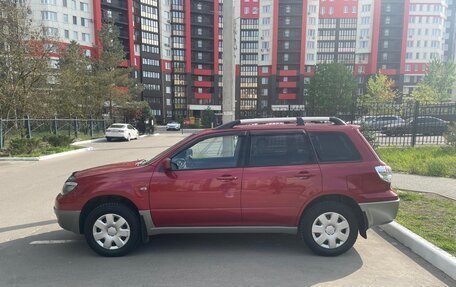Mitsubishi Outlander III рестайлинг 3, 2003 год, 670 000 рублей, 4 фотография