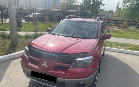 Mitsubishi Outlander III рестайлинг 3, 2003 год, 670 000 рублей, 3 фотография