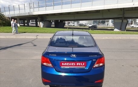 Hyundai Solaris II рестайлинг, 2015 год, 860 000 рублей, 2 фотография