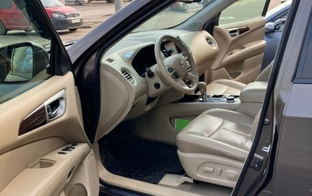 Nissan Pathfinder, 2014 год, 1 890 000 рублей, 4 фотография
