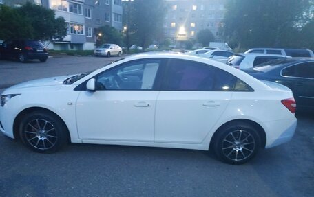 Chevrolet Cruze II, 2010 год, 850 000 рублей, 8 фотография