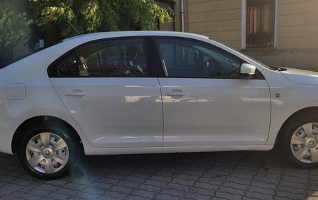 Skoda Rapid I, 2015 год, 1 050 000 рублей, 4 фотография