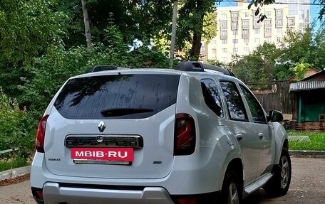 Renault Duster I рестайлинг, 2017 год, 1 100 000 рублей, 2 фотография