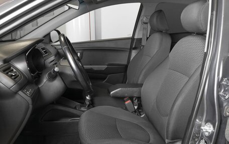 KIA Rio III рестайлинг, 2015 год, 960 400 рублей, 11 фотография