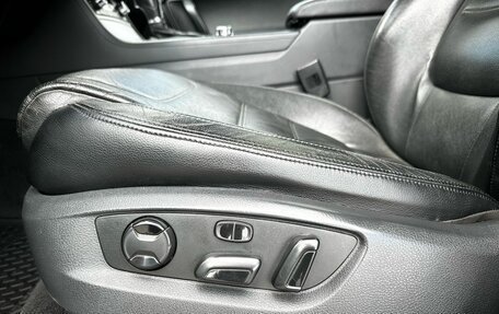 Volkswagen Touareg III, 2012 год, 2 550 000 рублей, 13 фотография