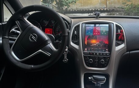 Opel Astra J, 2013 год, 900 000 рублей, 7 фотография