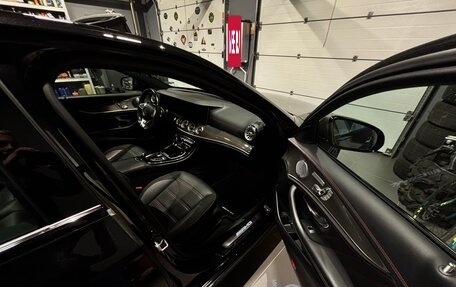 Mercedes-Benz E-Класс AMG, 2017 год, 4 300 000 рублей, 9 фотография