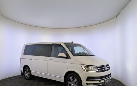 Volkswagen Multivan T6 рестайлинг, 2018 год, 3 315 000 рублей, 3 фотография