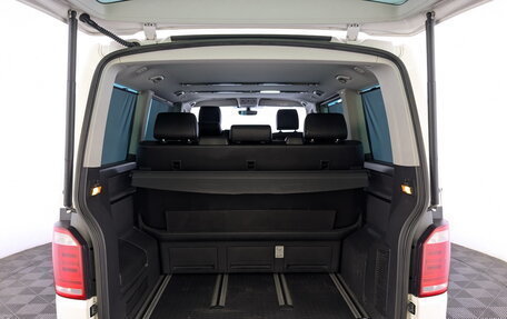 Volkswagen Multivan T6 рестайлинг, 2018 год, 3 315 000 рублей, 9 фотография