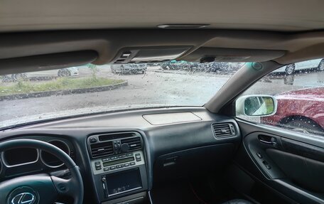 Lexus GS II рестайлинг, 2003 год, 850 000 рублей, 38 фотография