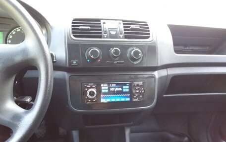 Skoda Fabia II, 2008 год, 375 000 рублей, 13 фотография