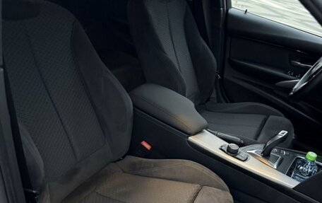 BMW 3 серия, 2016 год, 2 200 000 рублей, 11 фотография