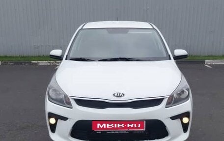 KIA Rio IV, 2018 год, 850 000 рублей, 1 фотография