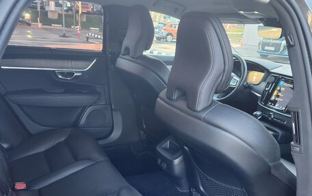 Volvo S90 II рестайлинг, 2020 год, 3 450 000 рублей, 2 фотография