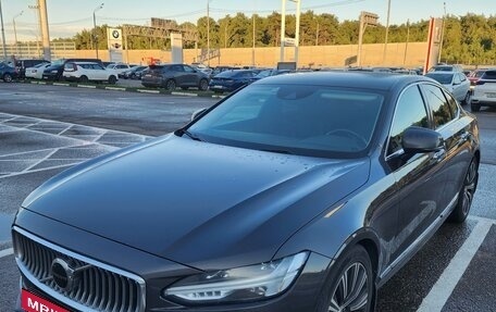 Volvo S90 II рестайлинг, 2020 год, 3 450 000 рублей, 6 фотография
