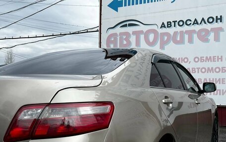 Toyota Camry, 2006 год, 1 050 000 рублей, 10 фотография