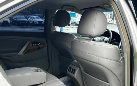 Toyota Camry, 2006 год, 1 050 000 рублей, 14 фотография