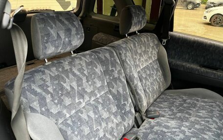 Toyota Ipsum II, 1997 год, 520 000 рублей, 16 фотография