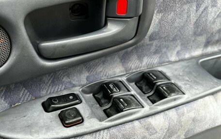 Toyota Ipsum II, 1997 год, 520 000 рублей, 22 фотография
