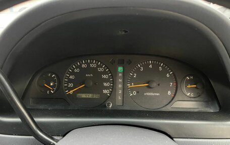 Toyota Ipsum II, 1997 год, 520 000 рублей, 28 фотография