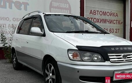 Toyota Ipsum II, 1997 год, 520 000 рублей, 4 фотография