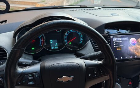 Chevrolet Cruze II, 2012 год, 890 000 рублей, 9 фотография