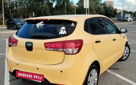 KIA Rio III рестайлинг, 2016 год, 750 000 рублей, 2 фотография
