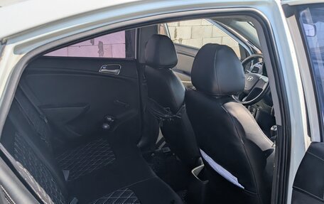 Hyundai Solaris II рестайлинг, 2014 год, 750 000 рублей, 8 фотография