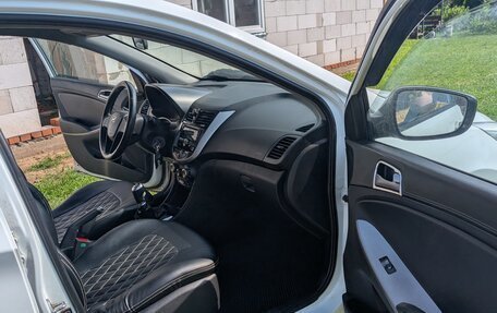 Hyundai Solaris II рестайлинг, 2014 год, 750 000 рублей, 7 фотография