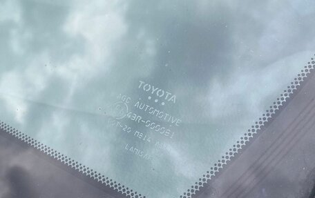 Toyota RAV4, 2006 год, 1 000 000 рублей, 12 фотография