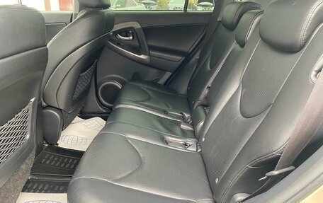 Toyota RAV4, 2006 год, 1 000 000 рублей, 17 фотография