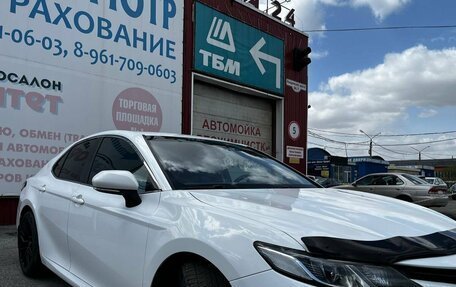 Toyota Camry, 2018 год, 2 300 000 рублей, 7 фотография