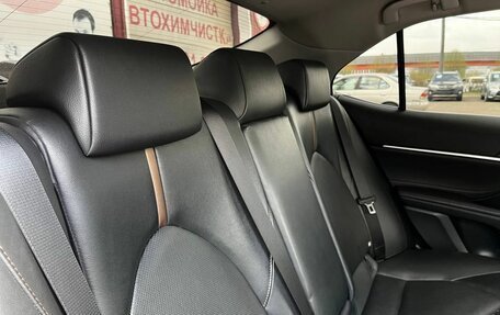 Toyota Camry, 2018 год, 2 300 000 рублей, 13 фотография