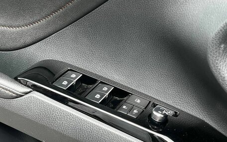 Toyota Camry, 2018 год, 2 300 000 рублей, 25 фотография