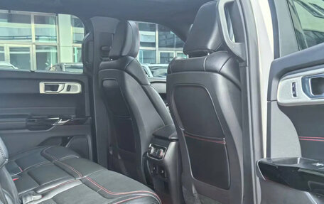 Ford Explorer VI, 2021 год, 2 530 000 рублей, 9 фотография