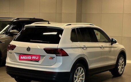 Volkswagen Tiguan II, 2018 год, 2 197 000 рублей, 9 фотография