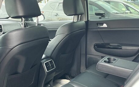 KIA Sportage IV рестайлинг, 2021 год, 2 600 000 рублей, 17 фотография