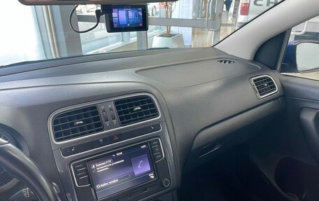 Volkswagen Polo VI (EU Market), 2020 год, 1 360 000 рублей, 8 фотография
