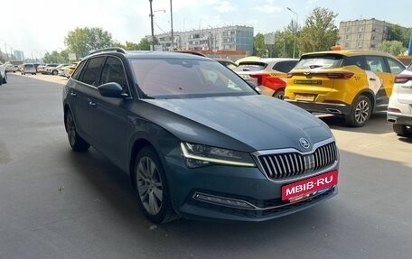 Skoda Superb III рестайлинг, 2020 год, 2 921 000 рублей, 2 фотография