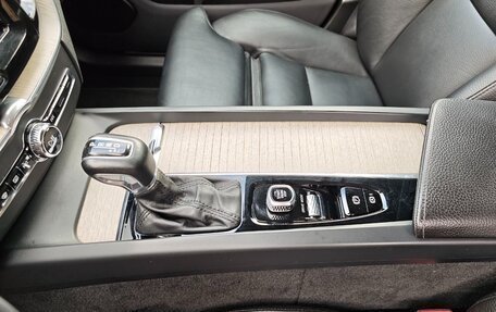 Volvo XC60 II, 2019 год, 3 400 000 рублей, 25 фотография