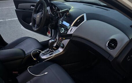 Chevrolet Cruze II, 2014 год, 650 000 рублей, 22 фотография