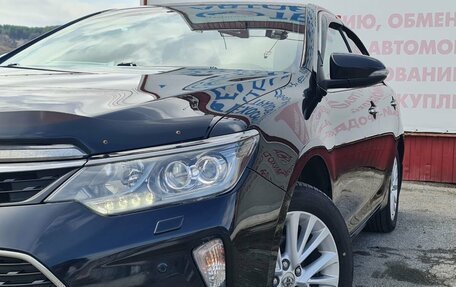 Toyota Camry, 2018 год, 2 300 000 рублей, 11 фотография