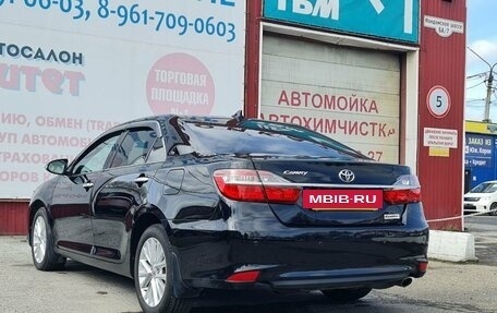 Toyota Camry, 2018 год, 2 300 000 рублей, 4 фотография