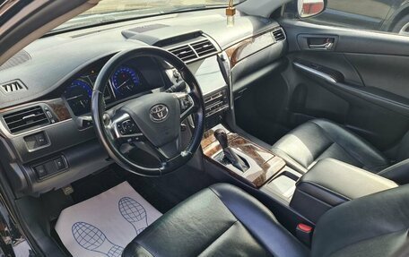 Toyota Camry, 2018 год, 2 300 000 рублей, 20 фотография