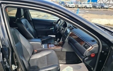 Toyota Camry, 2018 год, 2 300 000 рублей, 27 фотография