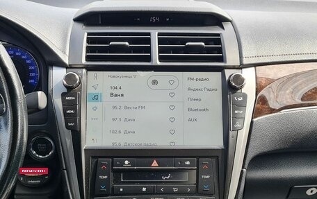Toyota Camry, 2018 год, 2 300 000 рублей, 40 фотография