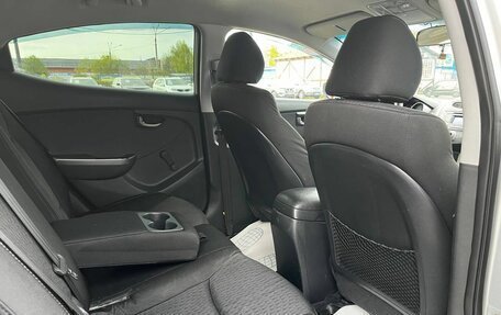 Hyundai Elantra V, 2012 год, 750 000 рублей, 18 фотография