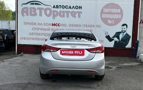 Hyundai Elantra V, 2012 год, 750 000 рублей, 5 фотография