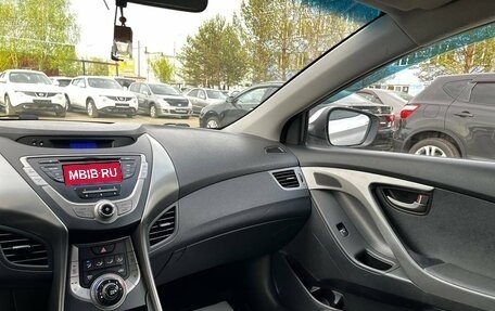 Hyundai Elantra V, 2012 год, 750 000 рублей, 25 фотография